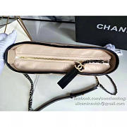 Chanel's gabrielle large hobo bag beige | A93824  - 3