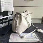 Chanel perforated drawstring bucket bag white | A93596  - 4
