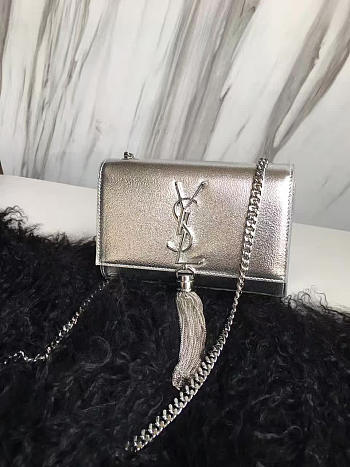 ysl kate chain wallet with tassel in crinkled metallic leather CohotBag 4991