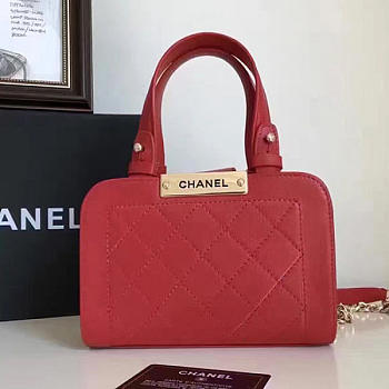 Chanel small label click leather shopping bag red | A93731