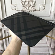 Burberry clutch bag - 5