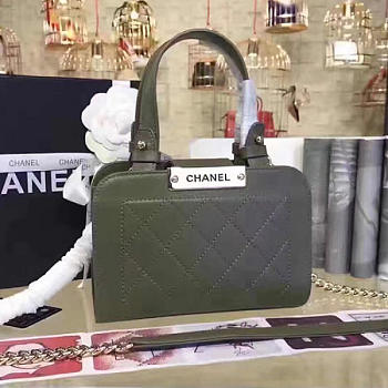Chanel small label click leather shopping bag green | A93731