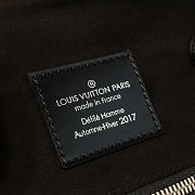 LV Supreme Joint Limited Series Christopher Backpack Noir | M41709   - 2