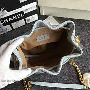 Chanel lambskin drawstring bucket bag light blue | A91885 - 2