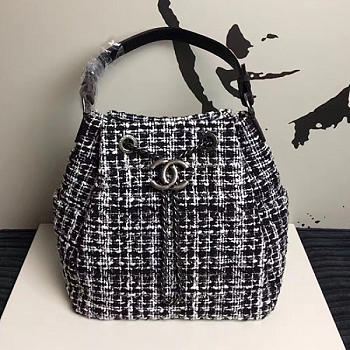 Chanel black/white tweed bucket bag | A13042 