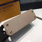 Louis Vuitton Capucines PM | 3677 - 4