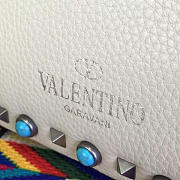 Valentino guitar rockstud rolling cross body bag - 4