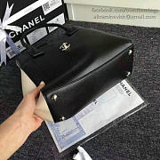 Chanel calfskin large shopping bag black | A69929  - 6