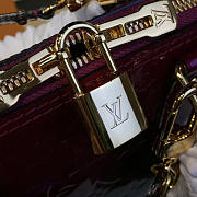 Louis Vuitton Alma BB Monogram Hornskin Vernis Leather | M90322  - 5