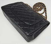 Chanel large classic handbag grained calfskin gold black - 30cm - 4
