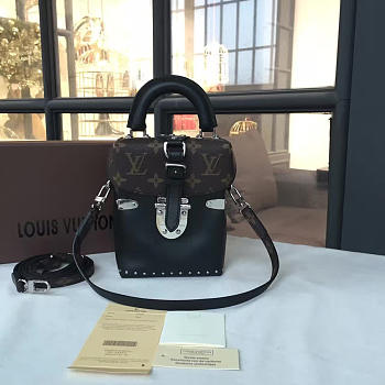 Louis Vuitton Reverse Monogram Camera Box | 3480