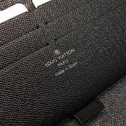 Louis Vuitton Supreme Zippy Wallet Noir  - 4