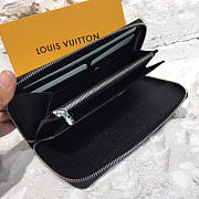 Louis Vuitton Supreme Zippy Wallet Noir  - 5
