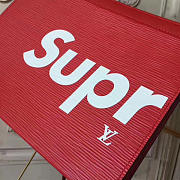 Louis Vuitton Supreme Clutch Bag Red | M41366  - 5