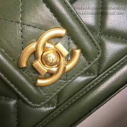 chanel quilted lambskin gold-tone metal flap bag green CohotBag a91365 vs06525 - 4