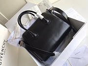 Givenchy small antigona handbag 2030 - 3