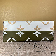 LV Onthego Handbag GM Green Plus White | M44570  - 6