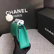 Chanel Classic Chevron Flap Bag Apple Green Grain Leather 25cm - 2
