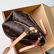 LV monogram medium handbag |  M44546 - 6