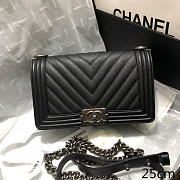 Chanel original quality 67086 large v fine ball black silver hardware - 1