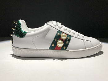 Gucci ace studded leather sneaker