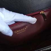 Chanel leather flap bag black length 23cm gold - 5