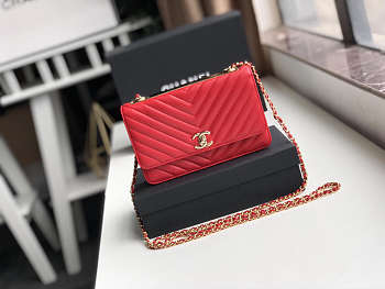 Chanel lamb skin v-type WOC chain bag red