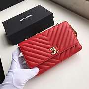 Chanel lamb skin v-type WOC chain bag red - 3