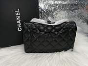 Chanel Mini Caviar Leather Flap Bag Black & Gold Metal 20 cm - 6