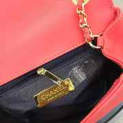 Chanel new sheepskin small square bag red - 4