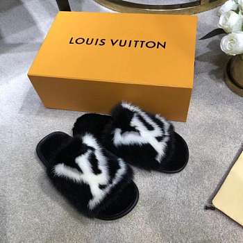 LV slippers 306
