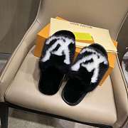 LV slippers 306 - 3