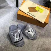 LV slippers 308 - 1