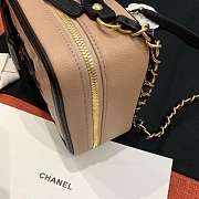 Chanel chain camera bag 21cm-17cm - 4