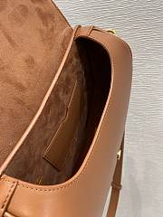 Dior Medium Bobby Bag Brown | M9319 - 3