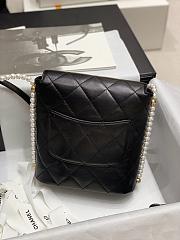 2021 early spring new series pearl chain bag black - 4