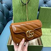 Gucci GG Marmont Matelassé Leather Super Mini Bag Brown 16.5cm | 476433 - 6