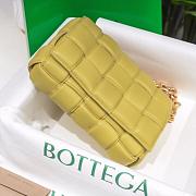 Bottega Veneta Chain Cassette Yellow | 631421 - 5