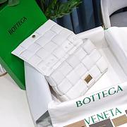 Bottega Veneta Chain Cassette White | 631421 - 4