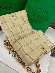 Bottega Veneta Chain Cassette Beige | 631421 - 4