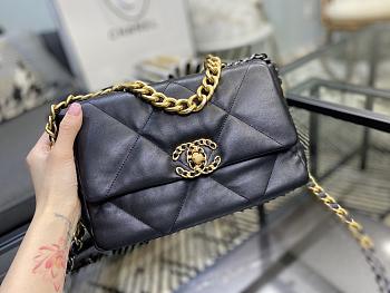 Chanel 19 Small Handbag Lambskin Black | AS1160
