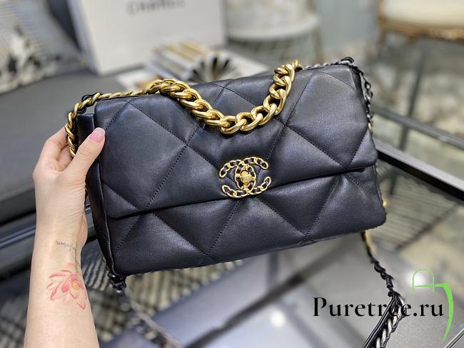 Chanel 19 Medium Handbag Lambskin Black | AS1160 - 1