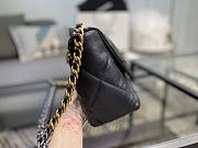 Chanel 19 Medium Handbag Lambskin Black | AS1160 - 6