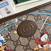 Disney x Gucci Donald Duck cosmetic case | 647929 - 4