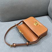 Triomphe Shoulder Bag Shiny Calfskin Brown | 194143 - 4