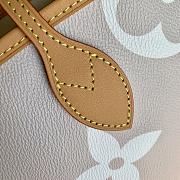 Louis Vuitton Neverfull MM Mist | M45679  - 3