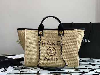 Chanel Deauville Tote Bag 2021 Collection Beige 33cm | NB586