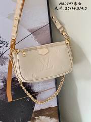 Multi Pochette Accessoires Giant Monogram Creme Leather | M80447 - 3