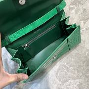 Hourglass Top Handle Bag in Shiny crocodile embossed cafslin green - 3