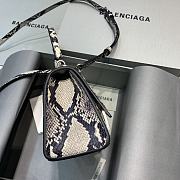 Hourglass Top Handle Bag Shiny crocodile embossed cafslin 19cm - 6